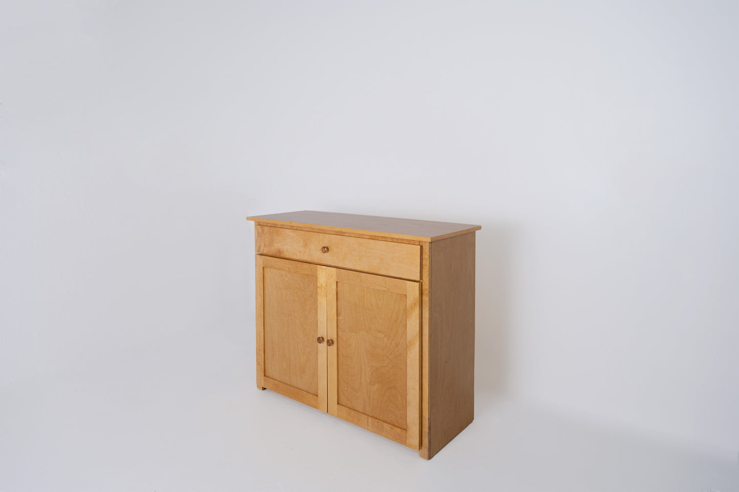 Berkshire Shaker Cabinet with Drawer shown in Golden Oak finish, with adjustable shelves and birch construction.